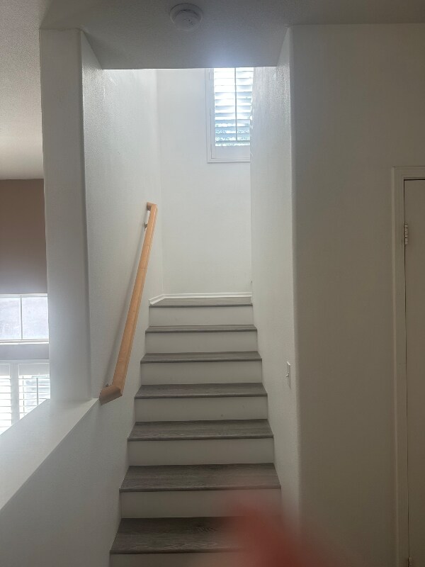 Building Photo - 33670 Willow Haven Ln