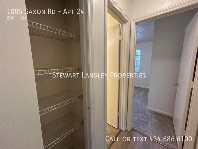 Building Photo - 1085 Saxon Rd