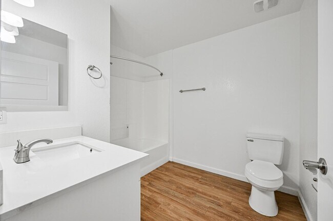 Building Photo - 3065 N 67th Ave