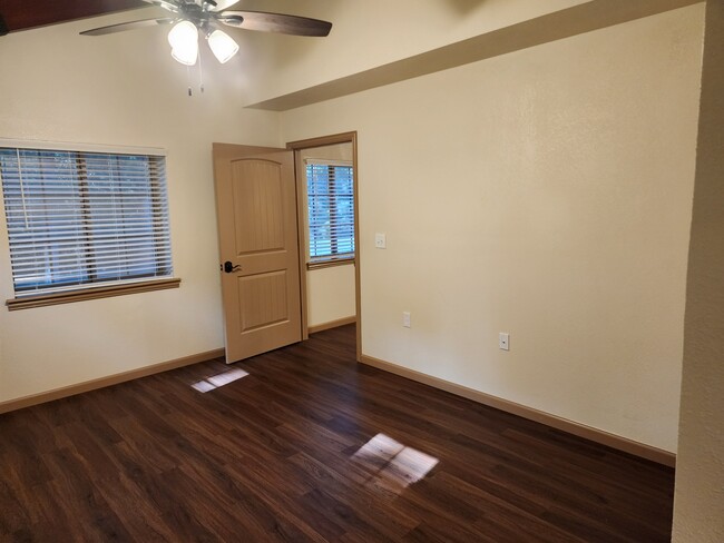 Bedroom - 504 Kelly Rd