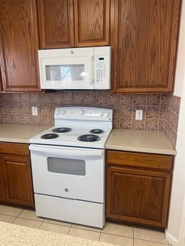 Building Photo - 2004 Golden Oak Dr