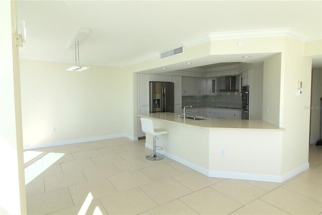 Building Photo - 988 Blvd of the Arts