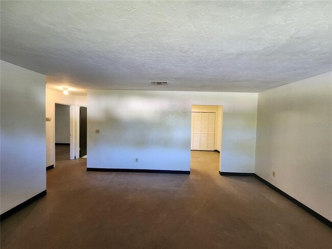 Building Photo - 5817 NW 23rd Terrace