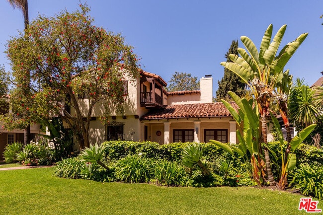 Primary Photo - 329 N McCadden Pl