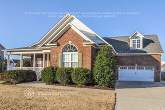 Building Photo - 111 River Knoll Dr