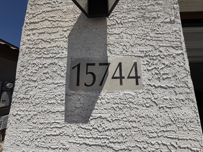 Building Photo - 15744 W Jefferson St