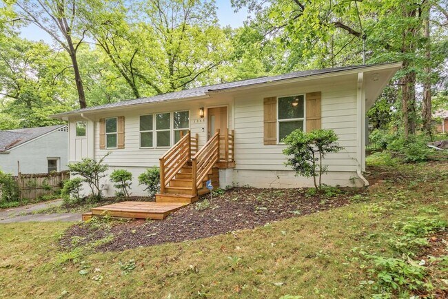 Building Photo - 1346 Wichita Dr SW