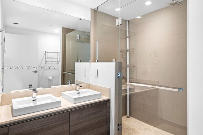 Building Photo - 1080 Brickell Ave
