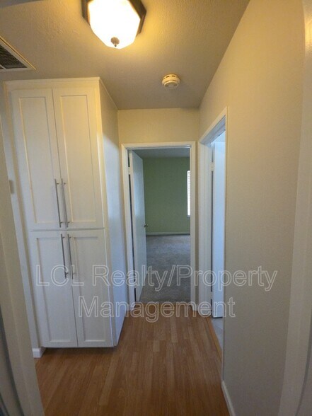 Building Photo - 27670 Boston Dr