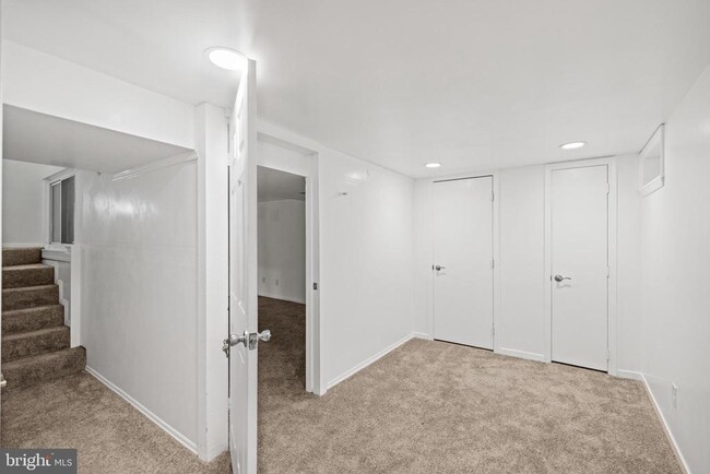 Building Photo - 7213 Tyler Ave