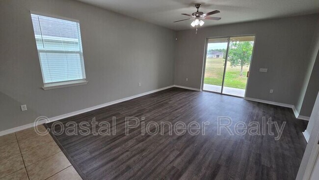 Building Photo - 30953 Water Lily Dr