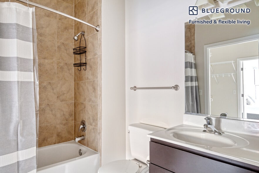 Building Photo - 360 H St NE