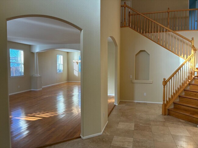 Building Photo - Stunning 4-bedroom hilltop residence nestled in the desirable upper Corona