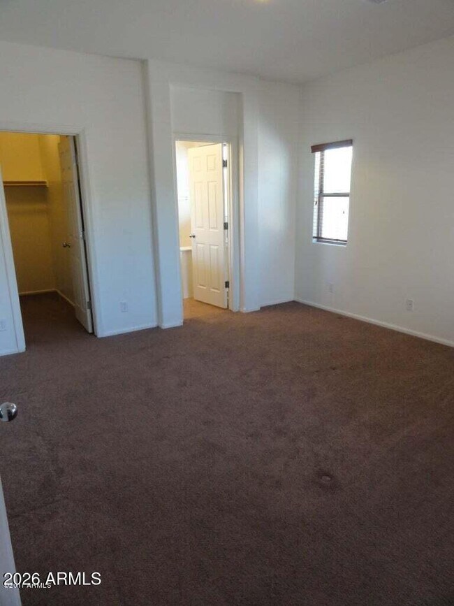Building Photo - 44215 Caven Dr