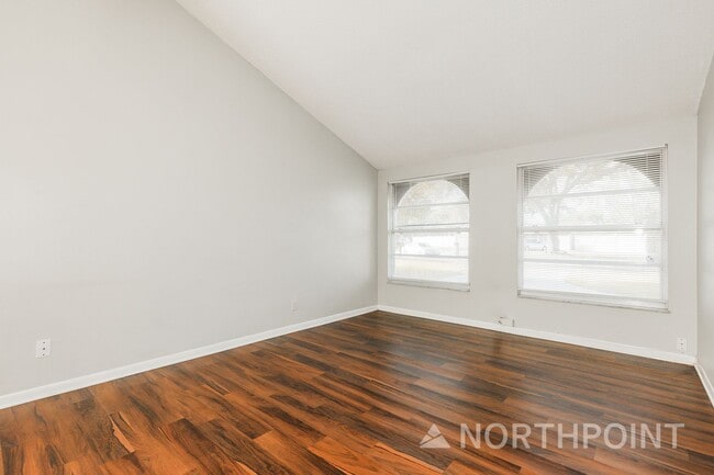 Building Photo - Enchanting Single Family Home | 3 BR/2BA | 1-Car Covered Parking