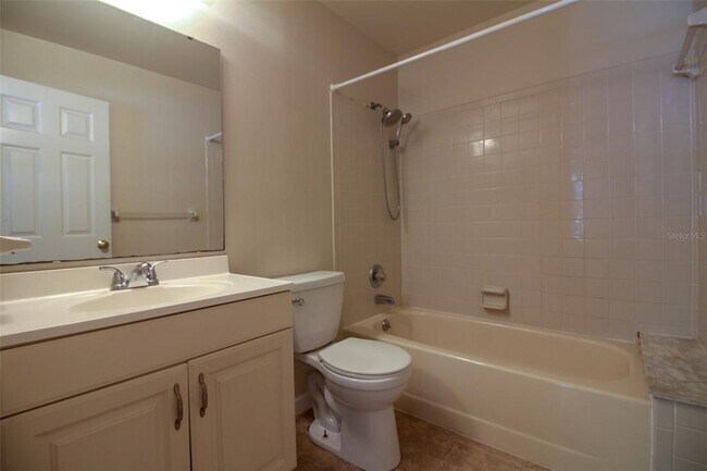 Building Photo - 906 Winnie Ln