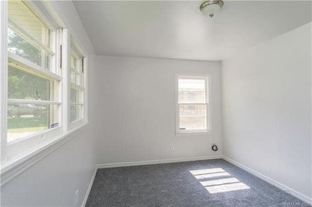 Building Photo - 443 Browning St