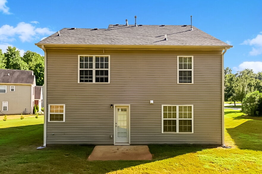 Building Photo - 1780 Bennett Dr