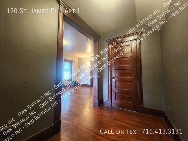 Building Photo - Charming 3-Bedroom Retreat in the Heart of...