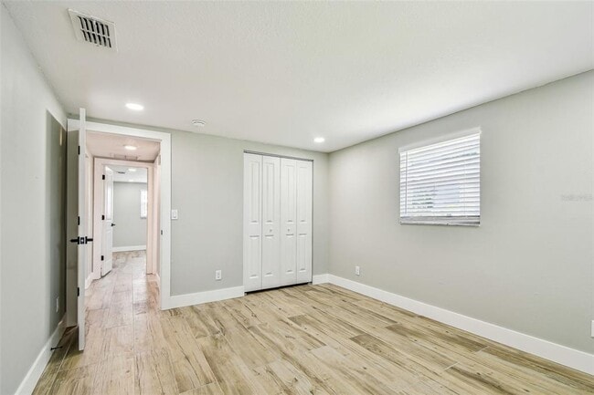 Building Photo - 13909 Berkowitz Ave