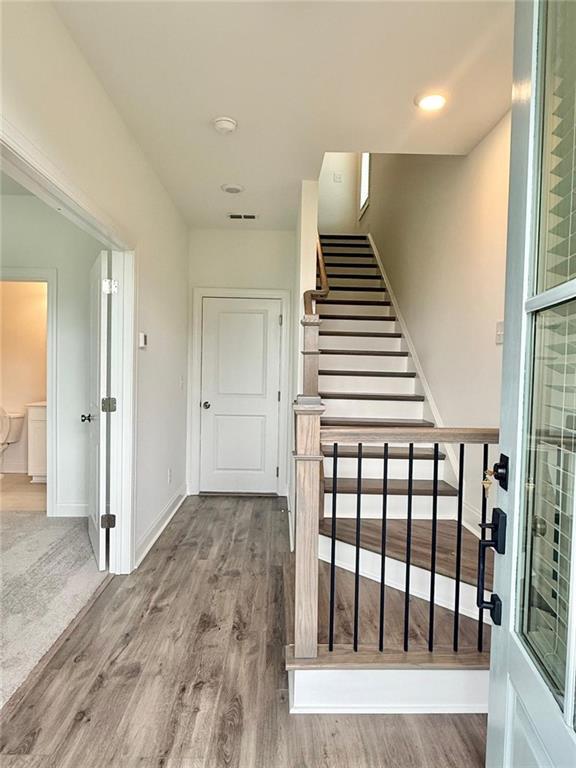 Building Photo - 506 Healy Dr