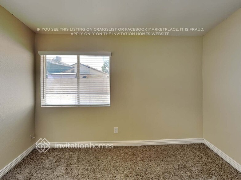 Building Photo - 11320 N 82nd Ave