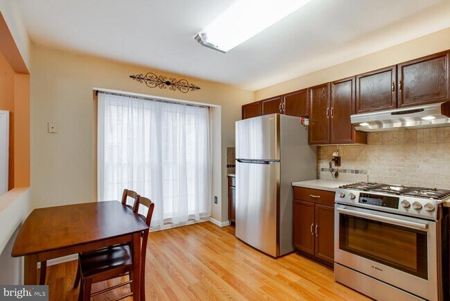 Building Photo - 21707 Leatherleaf Cir