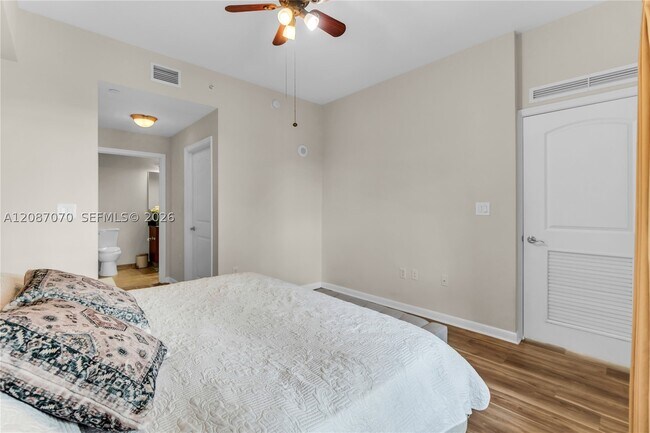 Building Photo - 7350 SW 89th St