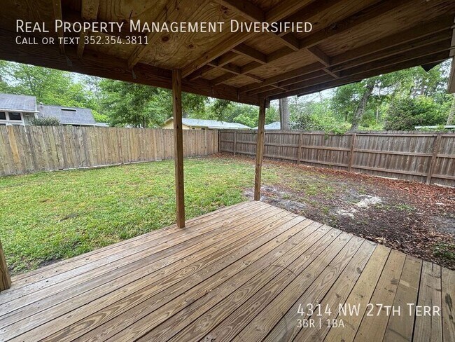 Building Photo - 4314 NW 27th Terrace