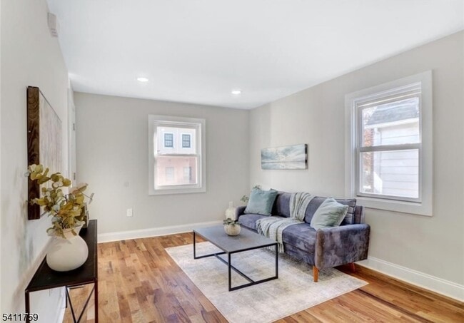 Building Photo - 495 S Clinton St