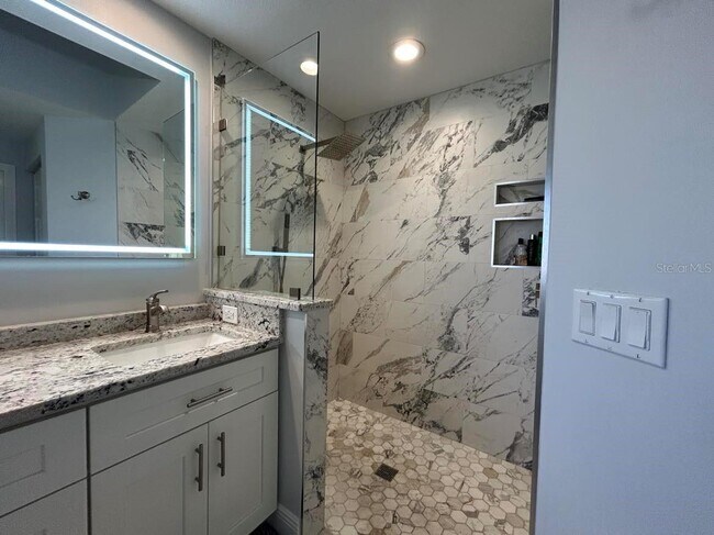 Building Photo - 3701 Albacete Cir