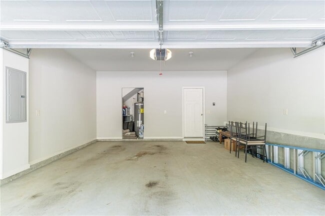 Building Photo - 1380 Sugar Glen Ct