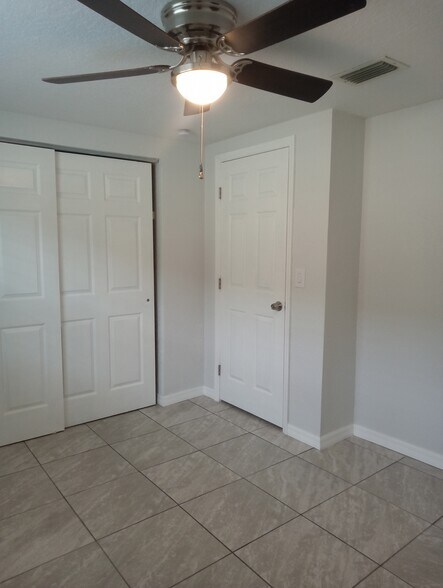 Building Photo - 5026 Canner St