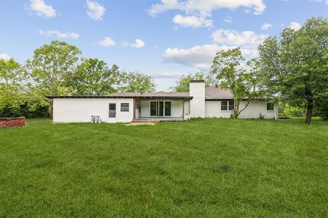 Building Photo - 740 Davis Dr