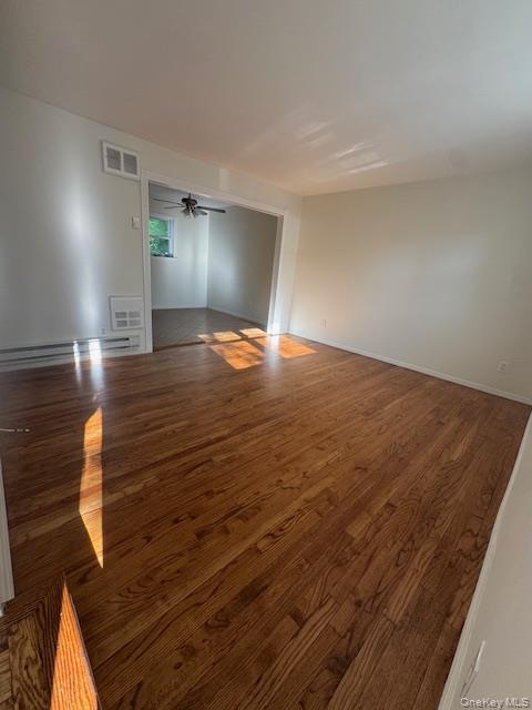 Building Photo - 408 7th St