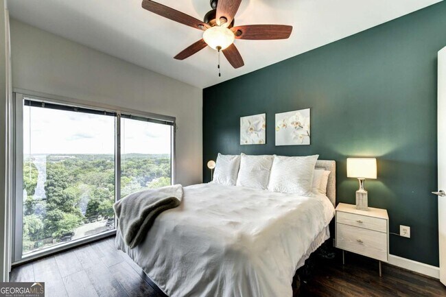 Building Photo - 1820 Peachtree St NW