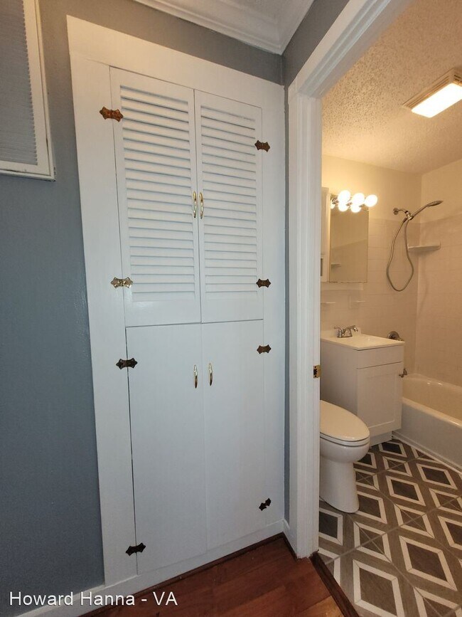 Building Photo - 4 br, 2 bath House - 106 Gee Street