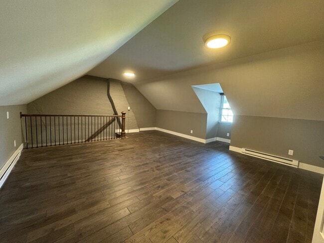 Building Photo - LARGE One Bedroom in Downtown Emmaus