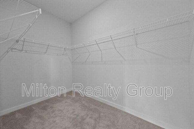 Building Photo - 217 Walker Grv Ln