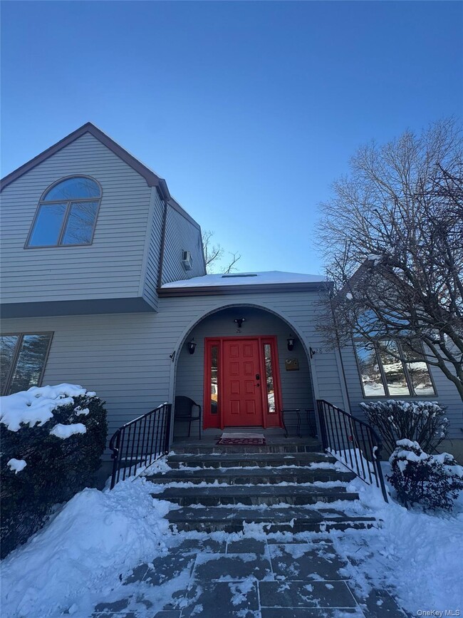 Building Photo - 28 Lakeview Dr