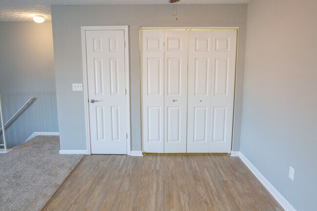 Building Photo - 5516 Cedar Spgs