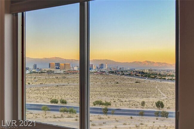 Building Photo - 8255 S Las Vegas Blvd