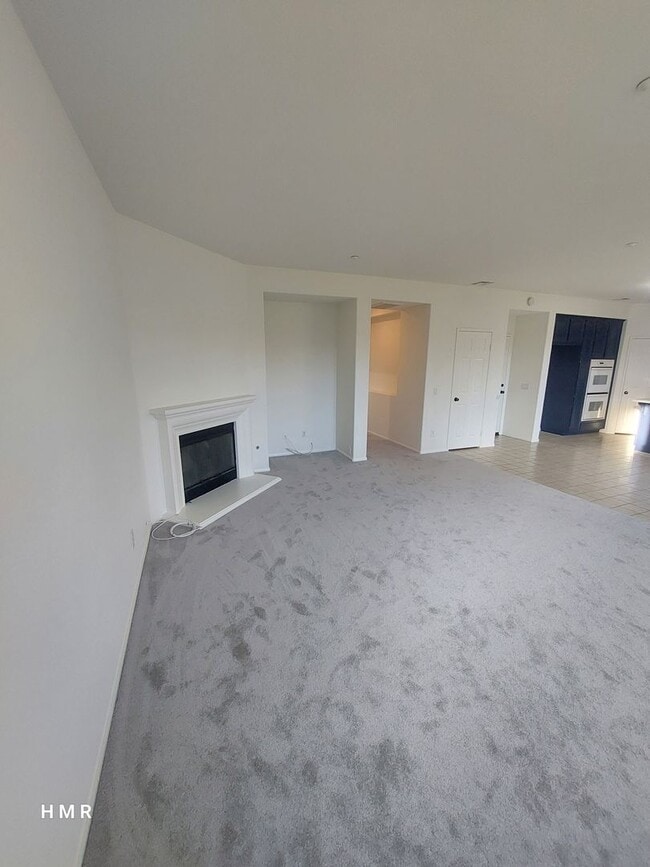 Building Photo - Stunning Two-Story Home with 4 Bedrooms an...