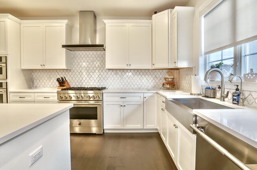 Building Photo - 22 Silent Nest Way