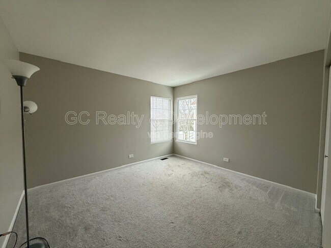 Building Photo - 1121 Southbridge Ln