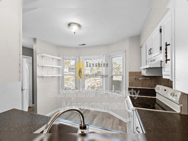 Building Photo - 5121 Radcliff Cir