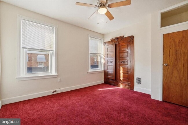 Building Photo - Charming 2-Bedroom Home with Private Yard ...