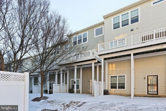 Building Photo - Hanover, MD