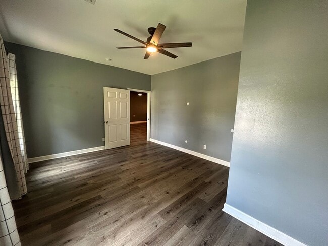 Building Photo - Charming 3 Bedroom, 1 Bath Home – 1,440 Sq...
