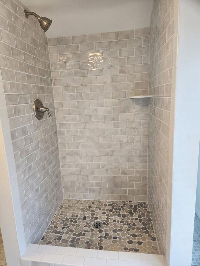 Building Photo - 809 Bay Ridge Ave